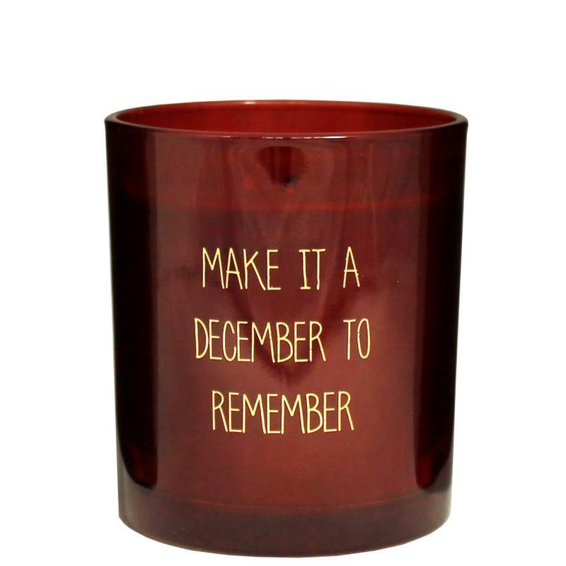Sojakaars - rood - December To Remember Geur: Winter Wood-My Flame Lifestyle-interieur,kaars,kaarsen,kerst,lucifers,nieuw,voor haar